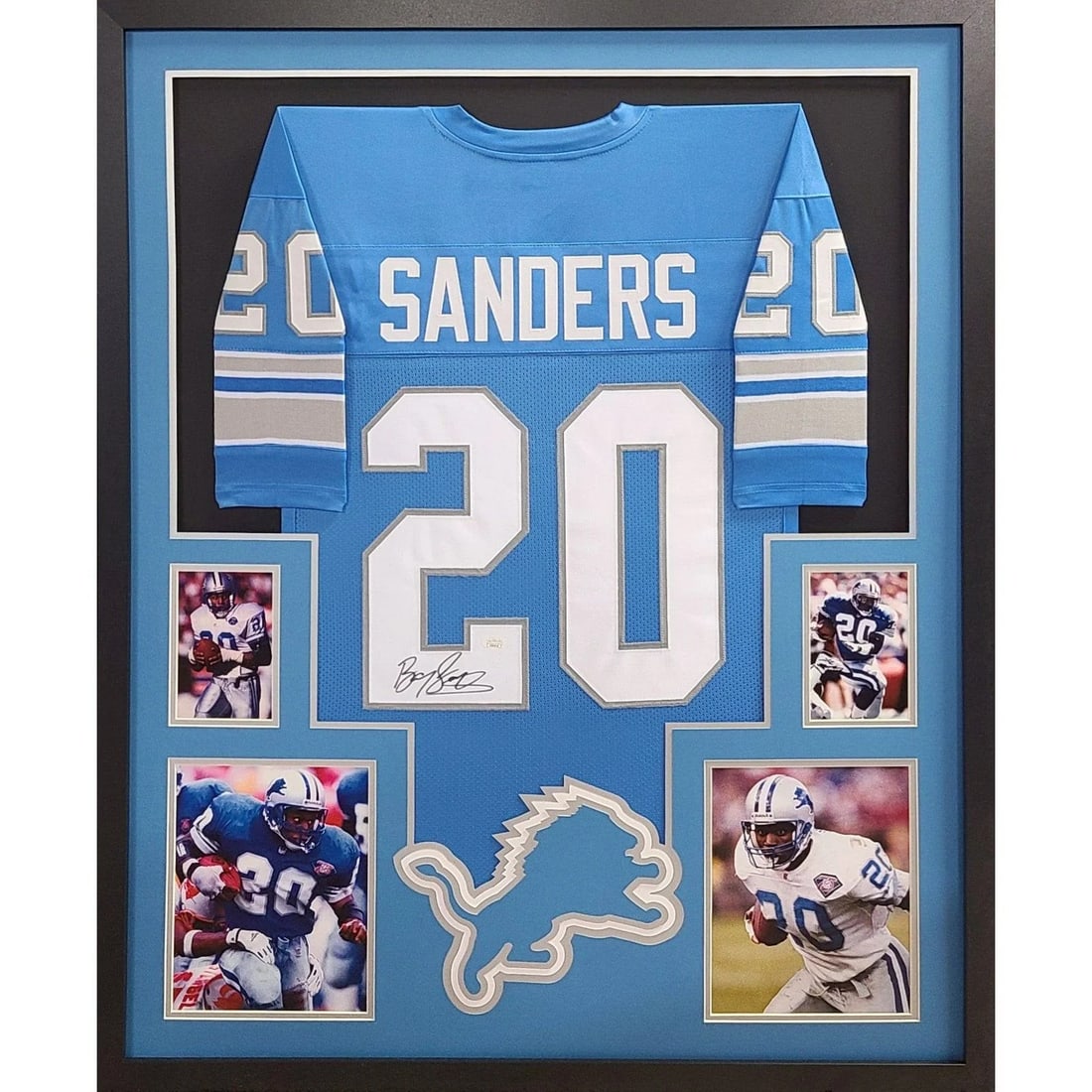 Barry Sanders Autographed Framed Jersey JSA Authentic Detroit Lions: Barry Sanders Autographed Framed Jersey JSA Authentic Detroit Lions Immerse yourself in sports memorabilia with this autographed Barry Sanders framed jersey. This iconic piece features meticulous fram
