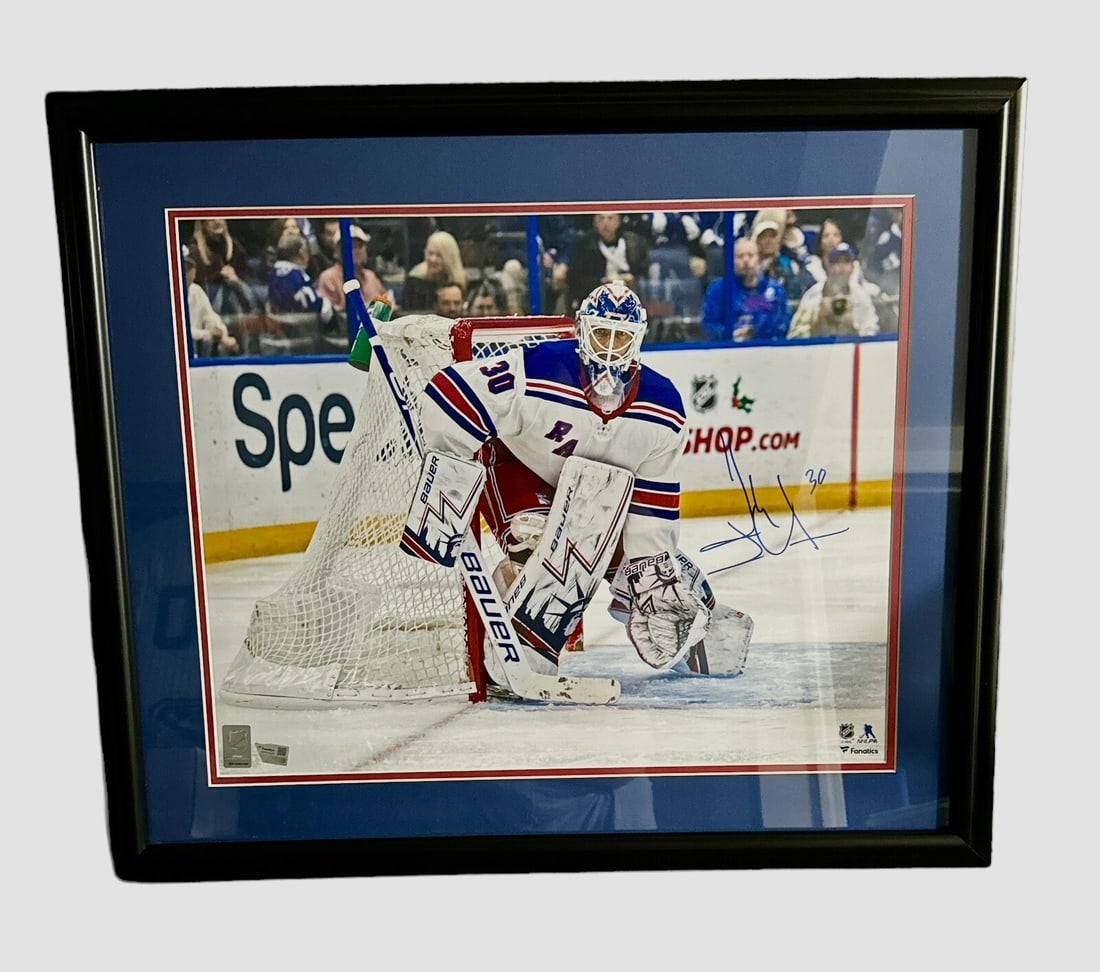 Framed 16x20 Henrik Lundqvist autographed Rangers photo Fanatics (1 of 1)