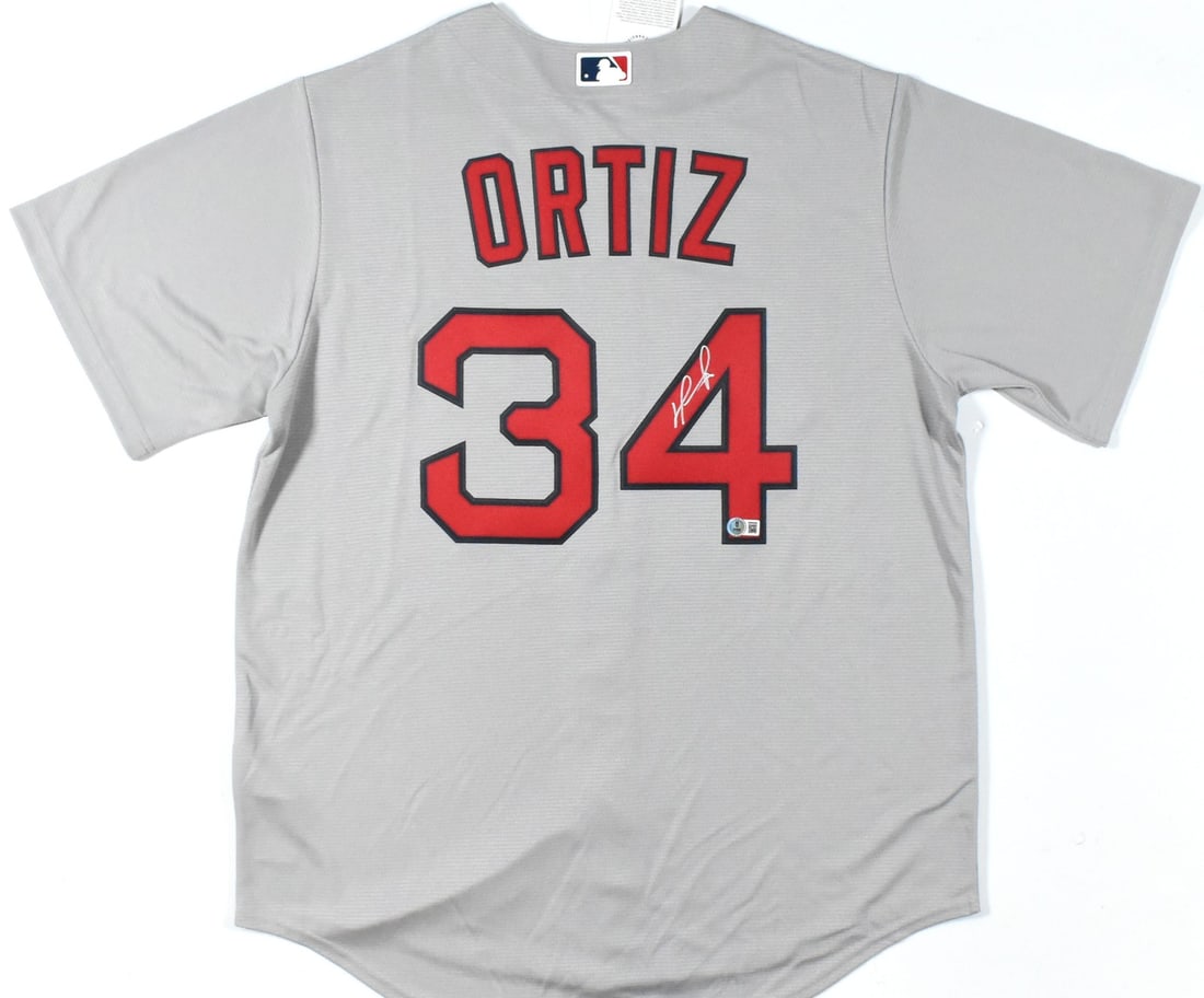 Boston Red Sox Nike jersey autographed by David Ortiz Beckett hologram silver: Boston Red Sox Nike jersey autographed by David Ortiz Beckett hologram silver This is an original Boston Red Sox Nike jersey autographed by David Ortiz. The jersey comes with a Beckett W hologram for 