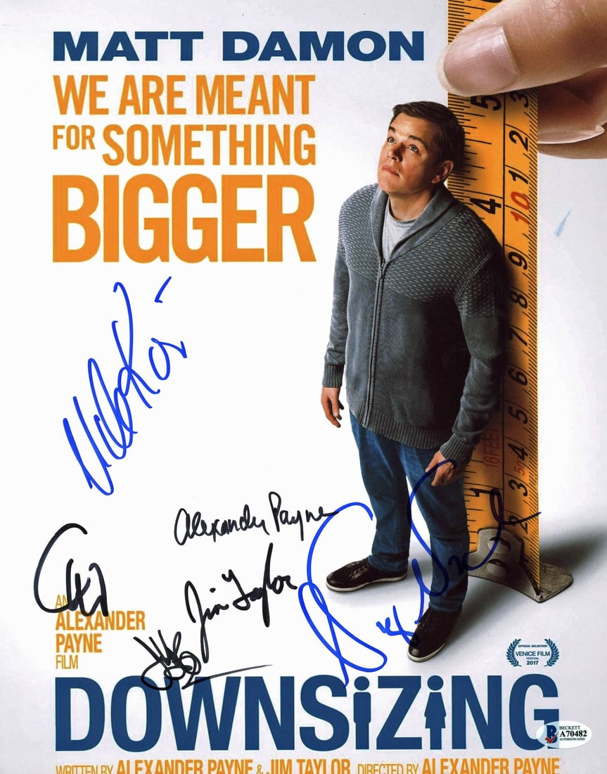 11x14 Downsizing cast signed photo BAS COA: 11x14 Downsizing cast signed photo BAS COA This 11x14 photograph from the film "Downsizing" has been personally signed by Alexander Payne, Christoph Waltz, James Van Der Beek, Niecy Nash, Jim Taylor, 