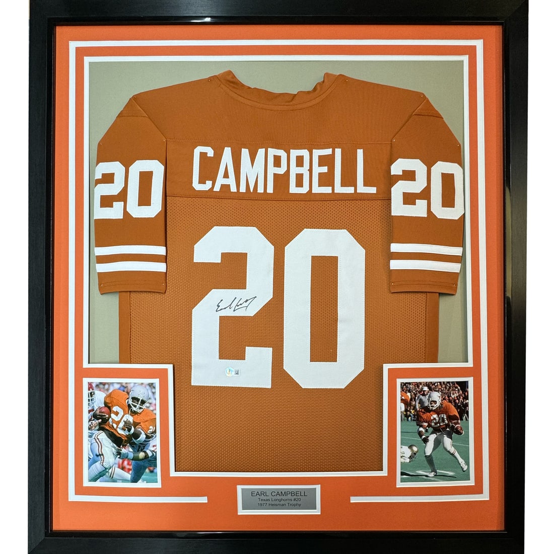 Framed Earl Campbell Autographed Texas Longhorns Jersey with Beckett COA: Framed Earl Campbell Autographed Texas Longhorns Jersey with Beckett COA This framed autographed Earl Campbell Texas Longhorns jersey is a must-have for any college football enthusiast. Measuring 35 i