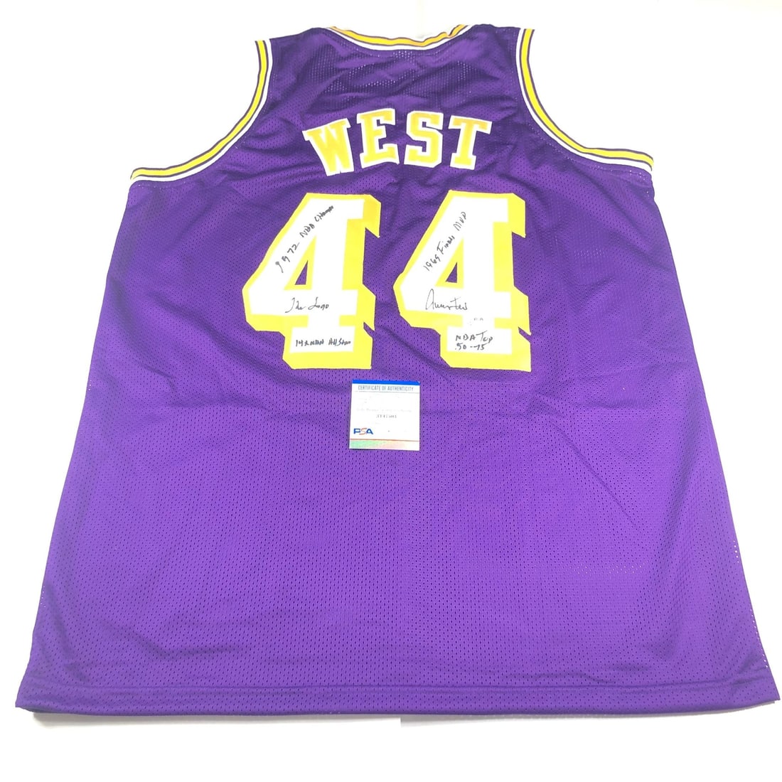 Jerry West Autographed Lakers Jersey PSA/DNA Inscribed THE LOGO: Jerry West Autographed Lakers Jersey PSA/DNA Inscribed THE LOGO This original Los Angeles Lakers jersey is a must-have for any basketball fan. It features the signature of Jerry West, a legendary play