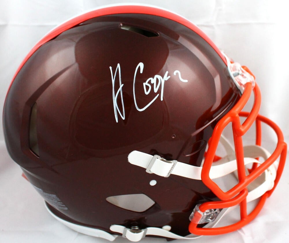 Cleveland Browns Authentic Flash Speed Helmet Signed by Amari Cooper Beckett Hologram: Cleveland Browns Authentic Flash Speed Helmet Signed by Amari Cooper Beckett Hologram This full-size Flash Speed Authentic helmet features the signature of Amari Cooper and represents the Cleveland Br