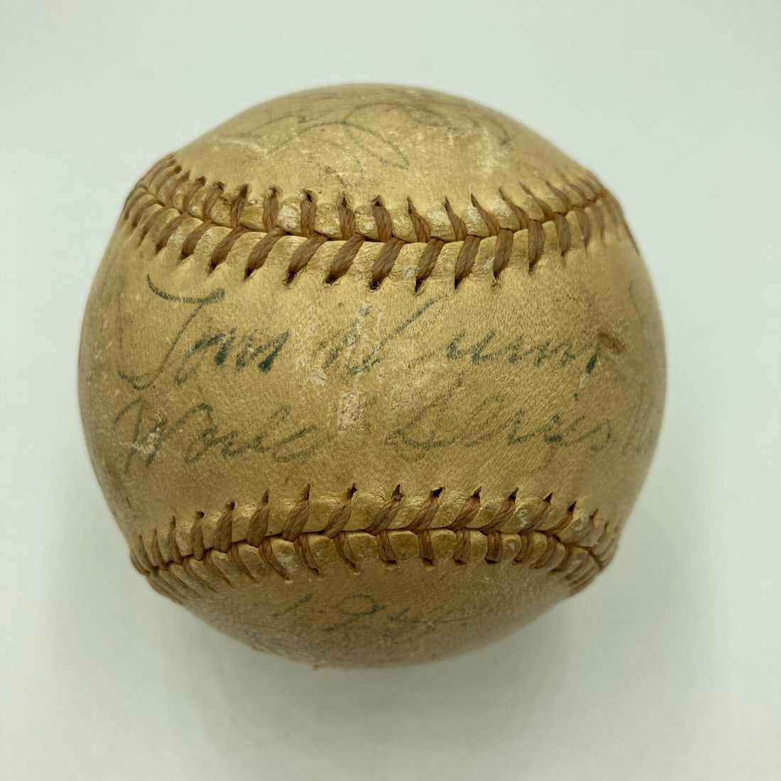1944 World Series Game Used Baseball Signed Umpire Tom Dunn JSA COA: 1944 World Series Game Used Baseball Signed Umpire Tom Dunn JSA COA This is a rare 1944 World Series game-used baseball, signed and inscribed by umpire Tom Dunn. The ball is authenticated by James Spe