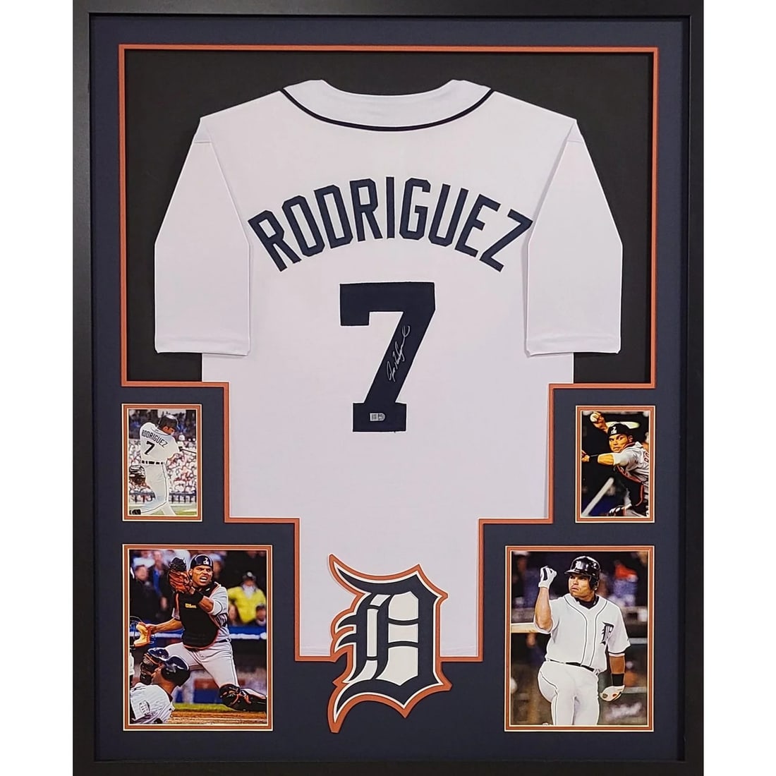 Ivan Rodriguez Signed Framed Jersey with Sports Integrity COA (1 of 3)