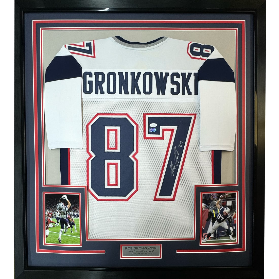 Rob Gronkowski Signed Framed 33x42 Patriots White Jersey Beckett COA (1 of 2)
