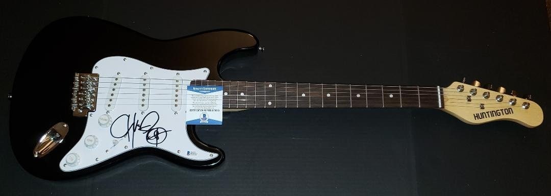 Electric Guitar Signed by Chuck D with Beckett Authentication (1 of 3)