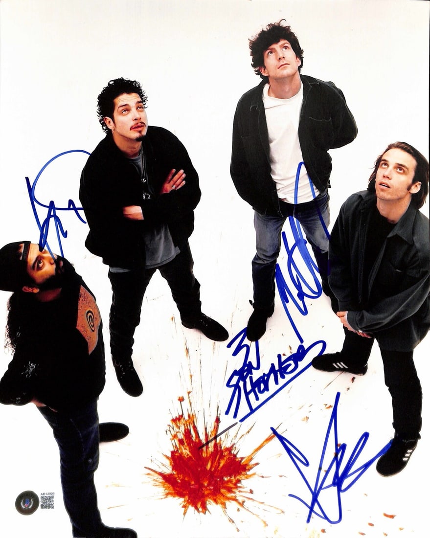 Soundgarden Signed 11x14 Photo with Cornell Beckett LOA: Soundgarden Signed 11x14 Photo with Cornell Beckett LOA This is an autographed 11x14 photograph of the iconic band Soundgarden, featuring the signatures of lead singer Chris Cornell, drummer Matt Came