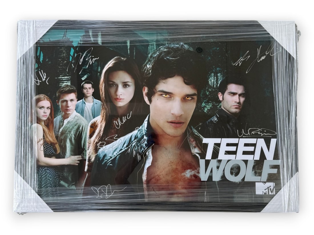 Framed Teen Wolf poster with Beckett autographs 26x38: Framed Teen Wolf poster with Beckett autographs 26x38 This is a framed Teen Wolf cast poster featuring authentic signatures from Tyler Posey, Holland Roden, Dylan O'Brien, Crystal Reed, Tyler Hoechlin
