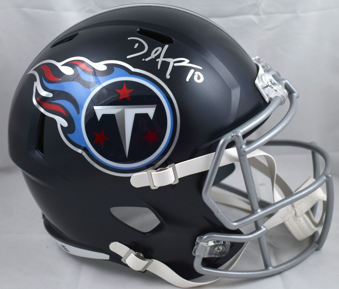 Tennessee Titans Full Size Speed Helmet Signed by DeAndre Hopkins Beckett Hologram (1 of 5)