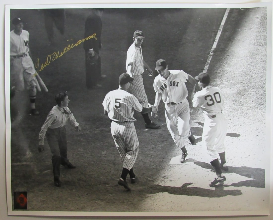 Autographed 16x20 Boston Red Sox Ted Williams HOF Photo with Green Diamond Hologram: Autographed 16x20 Boston Red Sox Ted Williams HOF Photo with Green Diamond Hologram Original signed Ted Williams HOF Boston Red Sox photo. This baseball collectible includes a Green Diamond hologram s