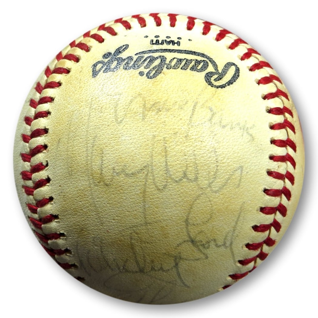 HOF Multi Signed Baseball 25 Autos Mays Aaron Maris JSA Authenticated: HOF Multi Signed Baseball 25 Autos Mays Aaron Maris JSA Authenticated This Hall of Fame Multi-Signed Autographed National League Baseball features an impressive collection of 25 signatures, including 