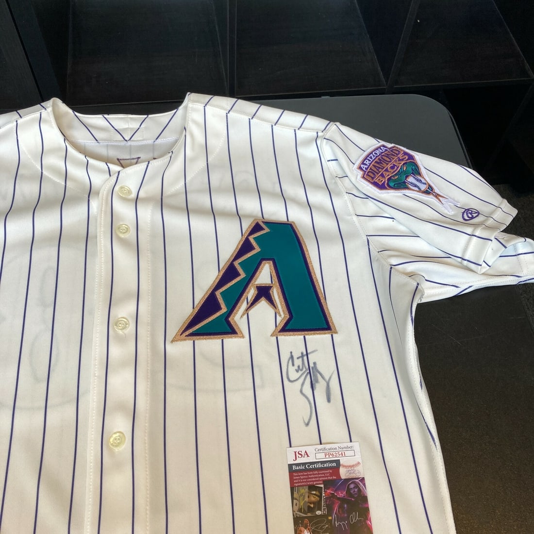 Curt Schilling Signed 2001 Arizona Diamondbacks Game Issued Jersey JSA COA (1 of 10)