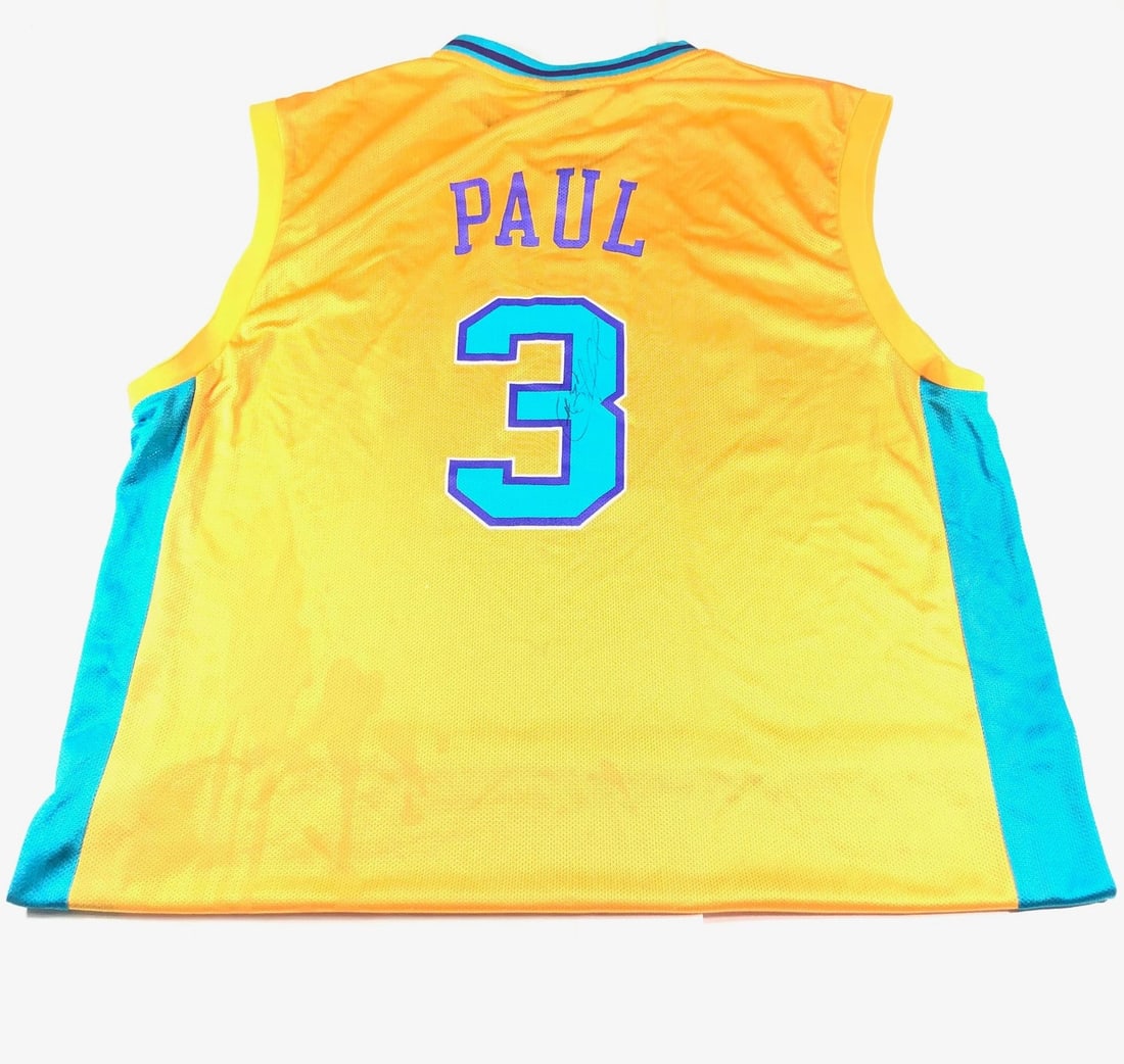 Chris Paul Autographed Jersey PSA/DNA New Orleans Hornets Basketball Memorabilia: Chris Paul Autographed Jersey PSA/DNA New Orleans Hornets Basketball Memorabilia This is an original stitched New Orleans Hornets jersey autographed by Chris Paul, a prominent player in the NBA. The s