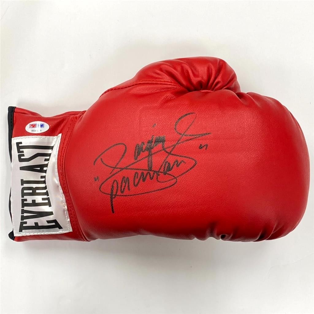 PSA Certified Manny Pacquiao Autographed Red Everlast Boxing Glove (1 of 5)