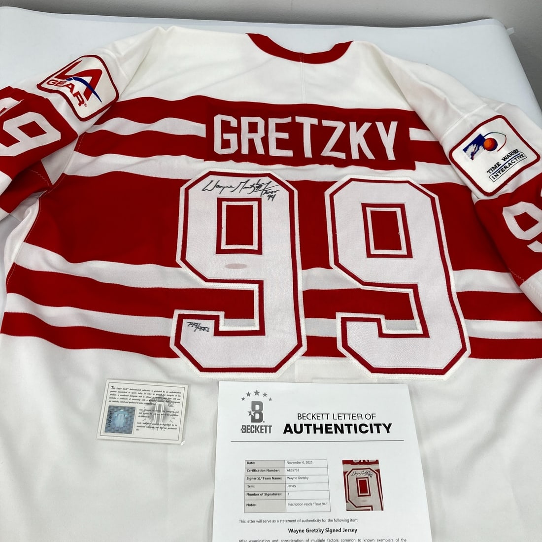 Wayne Gretzky Signed 1994 Ninety-Nine Jersey with Beckett COA: Wayne Gretzky Signed 1994 Ninety-Nine Jersey with Beckett COA This is an authentic 1994 Wayne Gretzky signed "Ninety-Nine" jersey from his tour with the Los Angeles Kings. The jersey features a black 