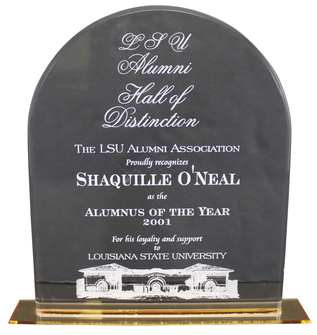 12 Inch 2001 LSU Alumnus Trophy Owned by Shaquille O'Neal (1 of 3)