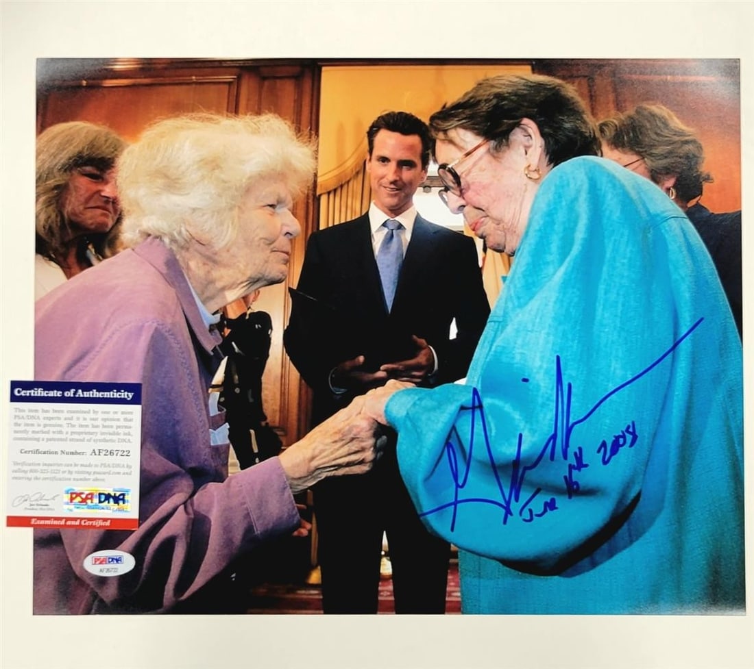 11x14 Gavin Newsom Autographed California Governor Photo with PSA Authentication: 11x14 Gavin Newsom Autographed California Governor Photo with PSA Authentication This 11x14 photograph features California Governor Gavin Newsom's autograph and is certified by PSA. The signed politic