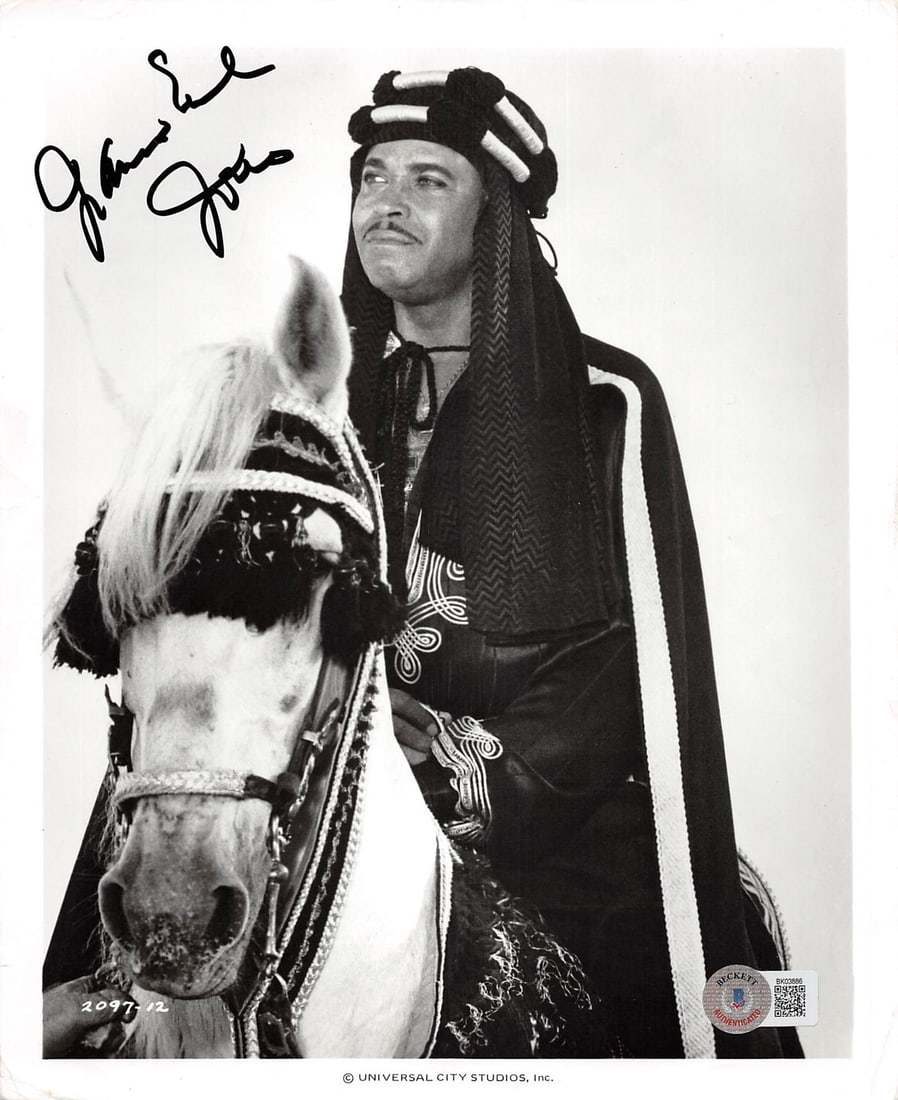 Autographed 8x10 Photograph James Earl Jones Beckett Authenticated (1 of 5)