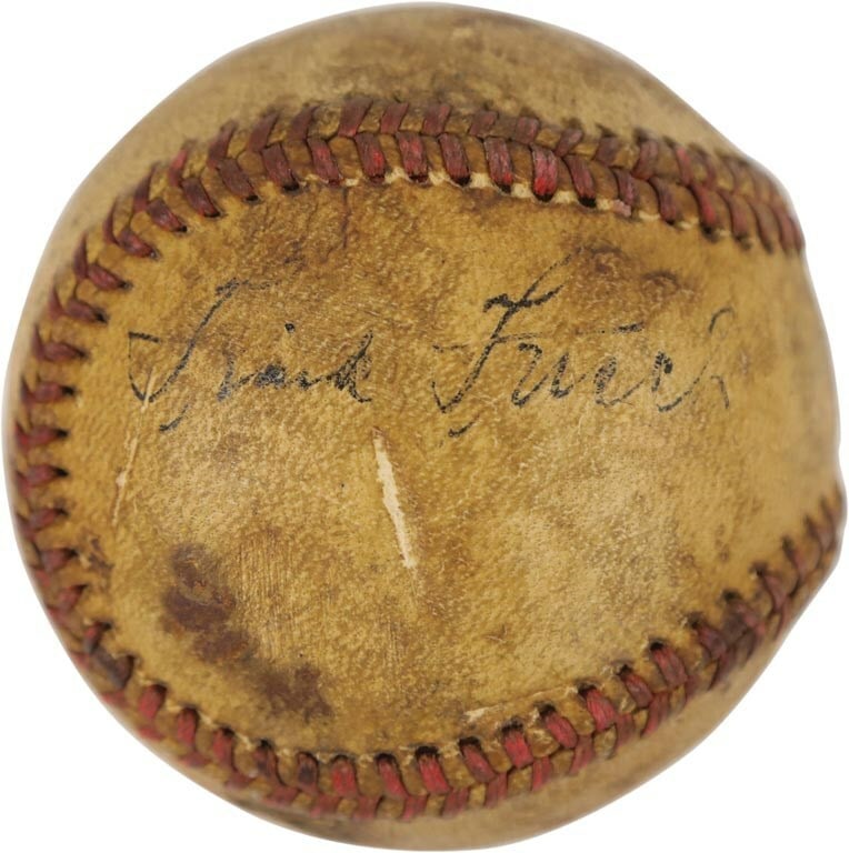 Official National League Ball Signed by Frankie Frisch PSA DNA Authenticated: Official National League Ball Signed by Frankie Frisch PSA DNA Authenticated This is a Spalding Official National League baseball single signed by Hall of Famer Frankie Frisch. The ball is well used a