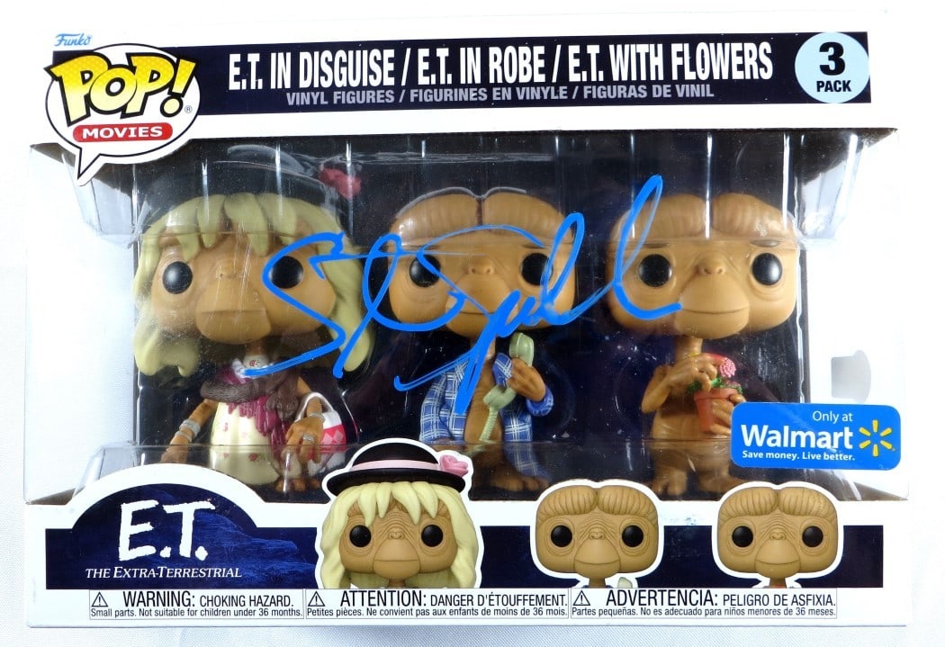 Steven Spielberg Signed Funko POP! E.T. Triple Pack PSA Authenticated: Steven Spielberg Signed Funko POP! E.T. Triple Pack PSA Authenticated This is an original Funko POP! E.T. Triple Pack signed by legendary filmmaker Steven Spielberg. The autograph has been authenticat