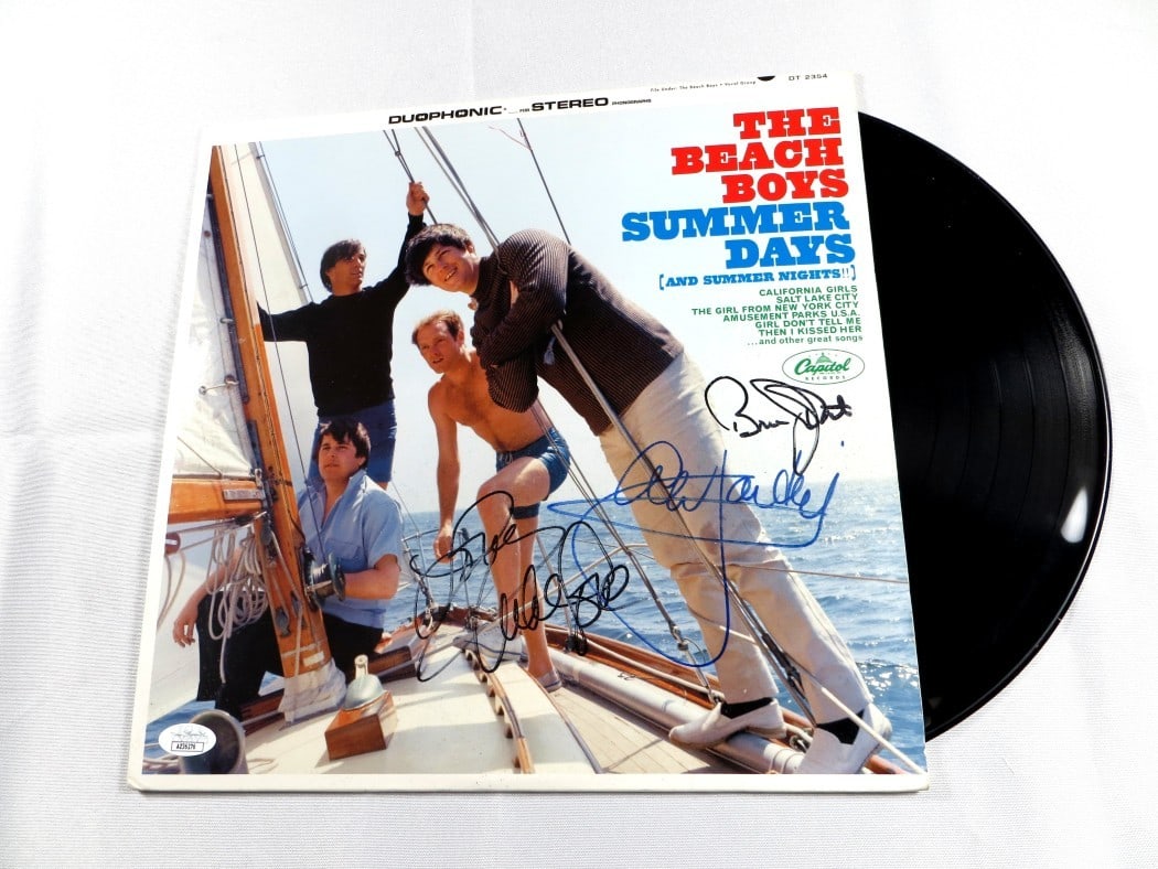 Beach Boys Signed Album Cover Mike Love Al Jardine Bruce Johnston JSA Authenticated (1 of 4)