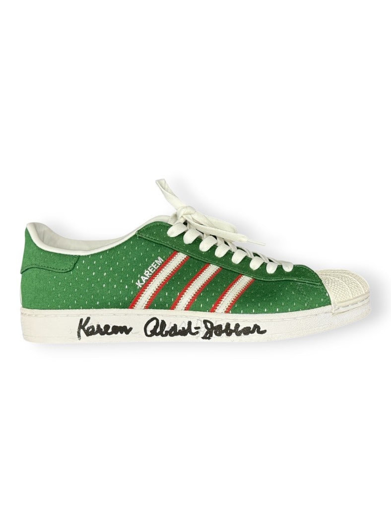 Custom Size 16 Adidas Shoe Signed by Kareem Abdul-Jabbar Lakers PSA Authenticated 1 of 1 (1 of 6)