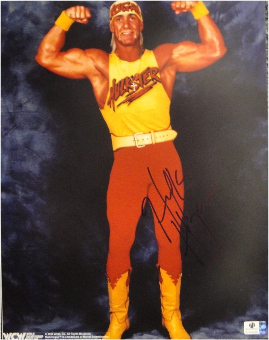Hulk Hogan Hand Signed 11x14 Photo JSA Authenticated Wrestling Icon: Hulk Hogan Hand Signed 11x14 Photo JSA Authenticated Wrestling Icon Capture a piece of wrestling history with this stunning autographed 11x14 photo of Hulk Hogan. Known for his iconic physique and cha