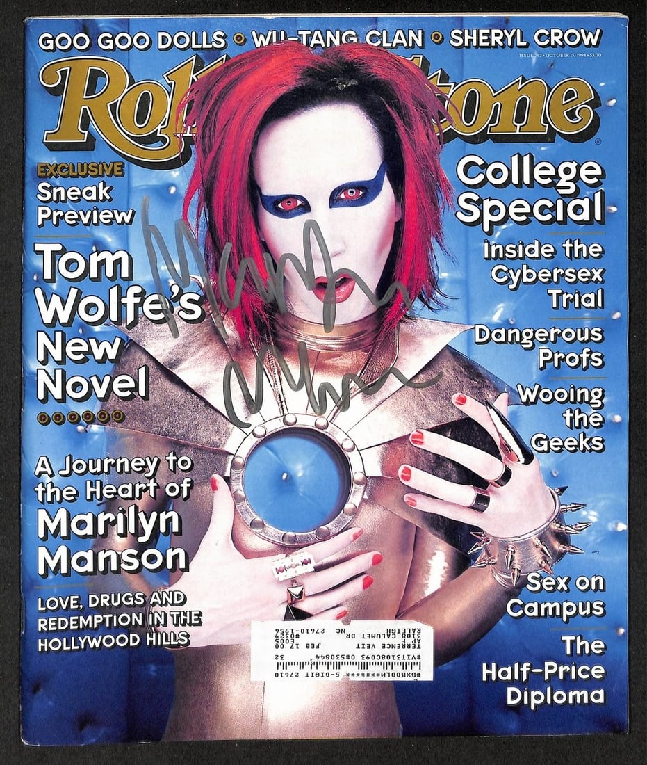 JSA 211797 Marilyn Manson Autographed 1998 Rolling Stone Magazine: JSA 211797 Marilyn Manson Autographed 1998 Rolling Stone Magazine Original 1998 Rolling Stone magazine signed by Marilyn Manson. This pre-owned piece is described as a photo in the original listing an