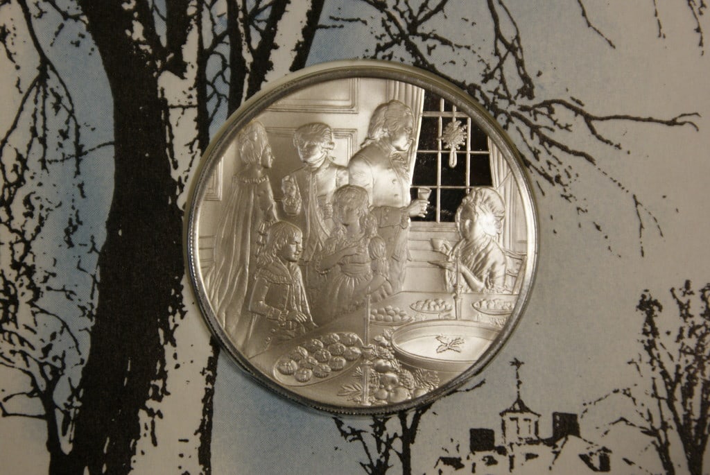 Franklin Mint Silver Christmas 1974 Proof Medal (1 of 3)