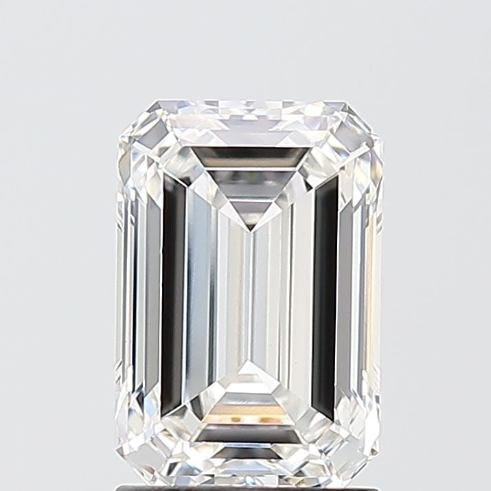 Loose Diamond - EMERALD 2.05ct F VS1: Loose Diamond - EMERALD 2.05ct F VS1 Source: This is a real non-mined Diamond that has been grown in a lab Shape: EMERALD Carats: 2.05 Color: F Clarity: VS1 Certification: IGI Video: