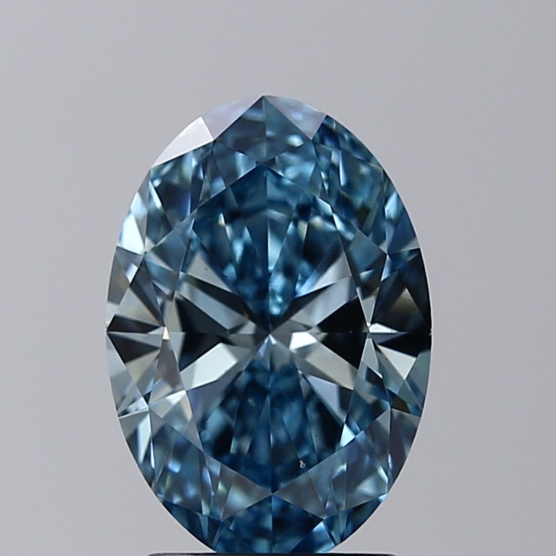 Loose Diamond - OVAL 2.01ct Fancy Vivid Blue VS1: Loose Diamond - OVAL 2.01ct Fancy Vivid Blue VS1 Source: This is a real non-mined Diamond that has been grown in a lab Shape: OVAL Carats: 2.01 Color: Fancy Vivid Blue Certification: IGI Video: