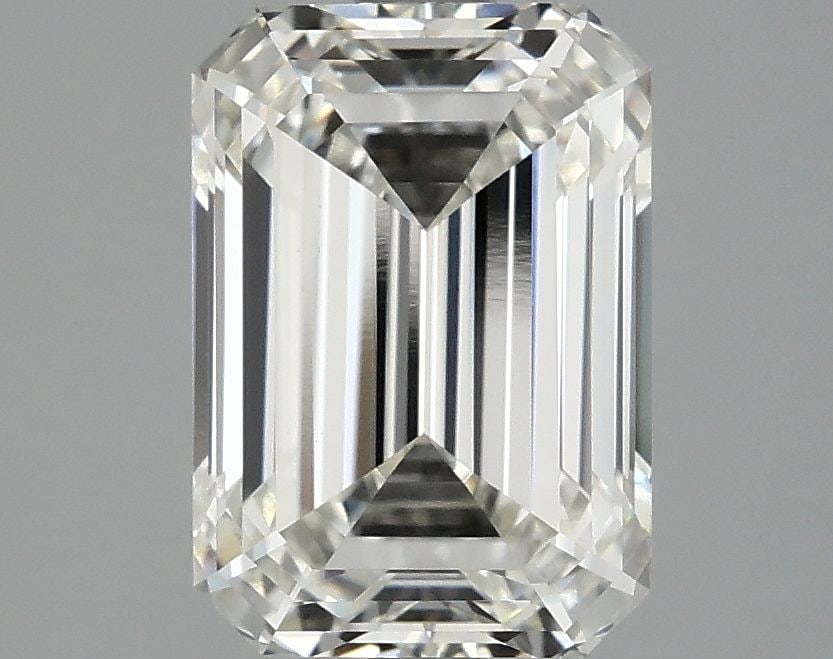 Loose Diamond - EMERALD 3.03ct H VVS2: Loose Diamond - EMERALD 3.03ct H VVS2 Source: This is a real non-mined Diamond that has been grown in a lab Shape: EMERALD Carats: 3.03 Color: H Clarity: VVS2 Certification: IGI Video:
