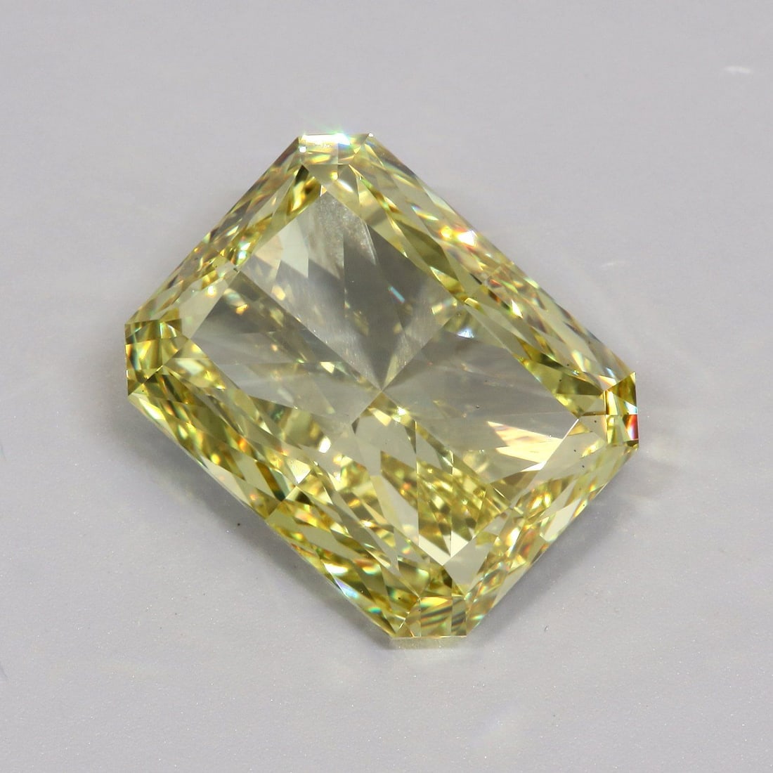 Loose Diamond - RADIANT 10.02ct Fancy Intense Yellow VS2: Loose Diamond - RADIANT 10.02ct Fancy Intense Yellow VS2 Source: This is a real non-mined Diamond that has been grown in a lab Shape: RADIANT Carats: 10.02 Color: Fancy Intense Yellow Certification: I