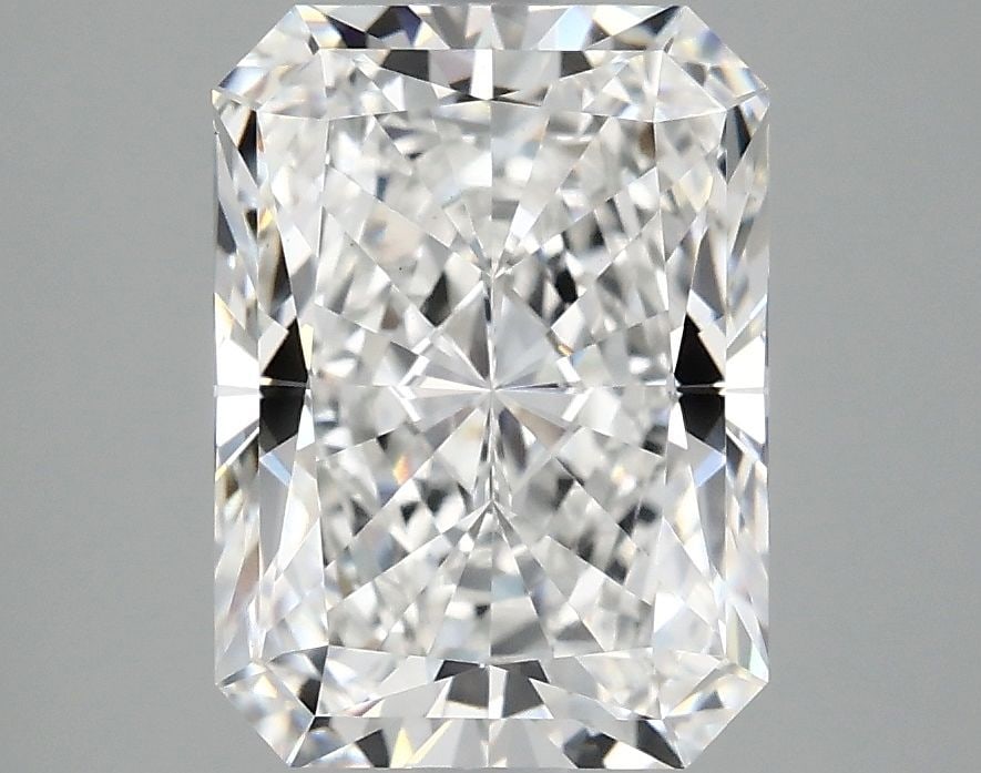 Loose Diamond - RADIANT 3.1ct D VS1: Loose Diamond - RADIANT 3.1ct D VS1 Source: This is a real non-mined Diamond that has been grown in a lab Shape: RADIANT Carats: 3.1 Color: D Clarity: VS1 Certification: IGI Video: