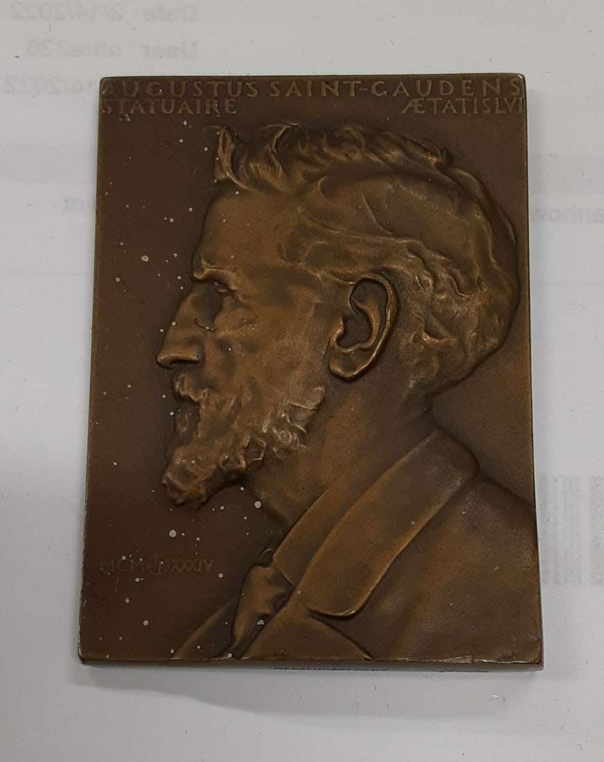 1937 Bronze St. Gaudens Medal 1 3/4 x 2 1/2 Inch by Medallic Art Co.: 1937 Bronze St. Gaudens Medal 1 3/4 x 2 1/2 Inch by Medallic Art Co. This is a 1937 vintage bronze medal designed by Augustus St. Gaudens and produced by the Medallic Art Company. The medal measures a