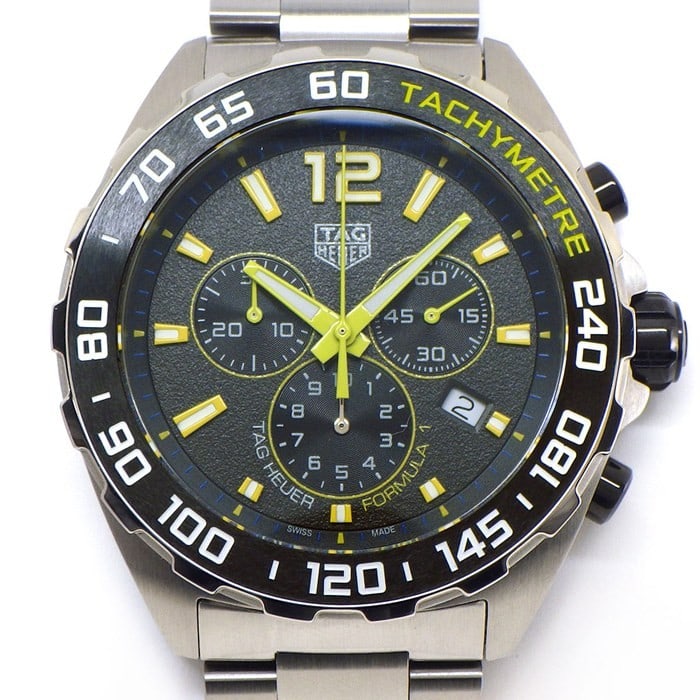 TAG Heuer CAZ101AG.BA0842 Formula 1 mens chronograph wristwatch: TAG Heuer CAZ101AG.BA0842 Formula 1 mens chronograph wristwatch Pre-owned TAG Heuer Formula 1 Chronograph men's wristwatch with a stainless steel and ceramic construction, gray and black dial, and qua