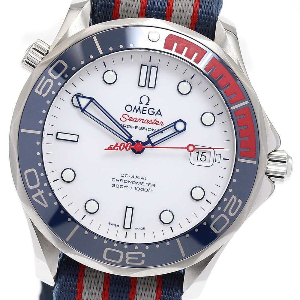 OMEGA Seamaster 300 Commander 007 Limited Edition Date Watch 212.32.41.20.04.001: OMEGA Seamaster 300 Commander 007 Limited Edition Date Watch 212.32.41.20.04.001 OMEGA men's pre-owned wristwatch from the Seamaster 300 007 Limited Edition Commander line. It features a stainless ste