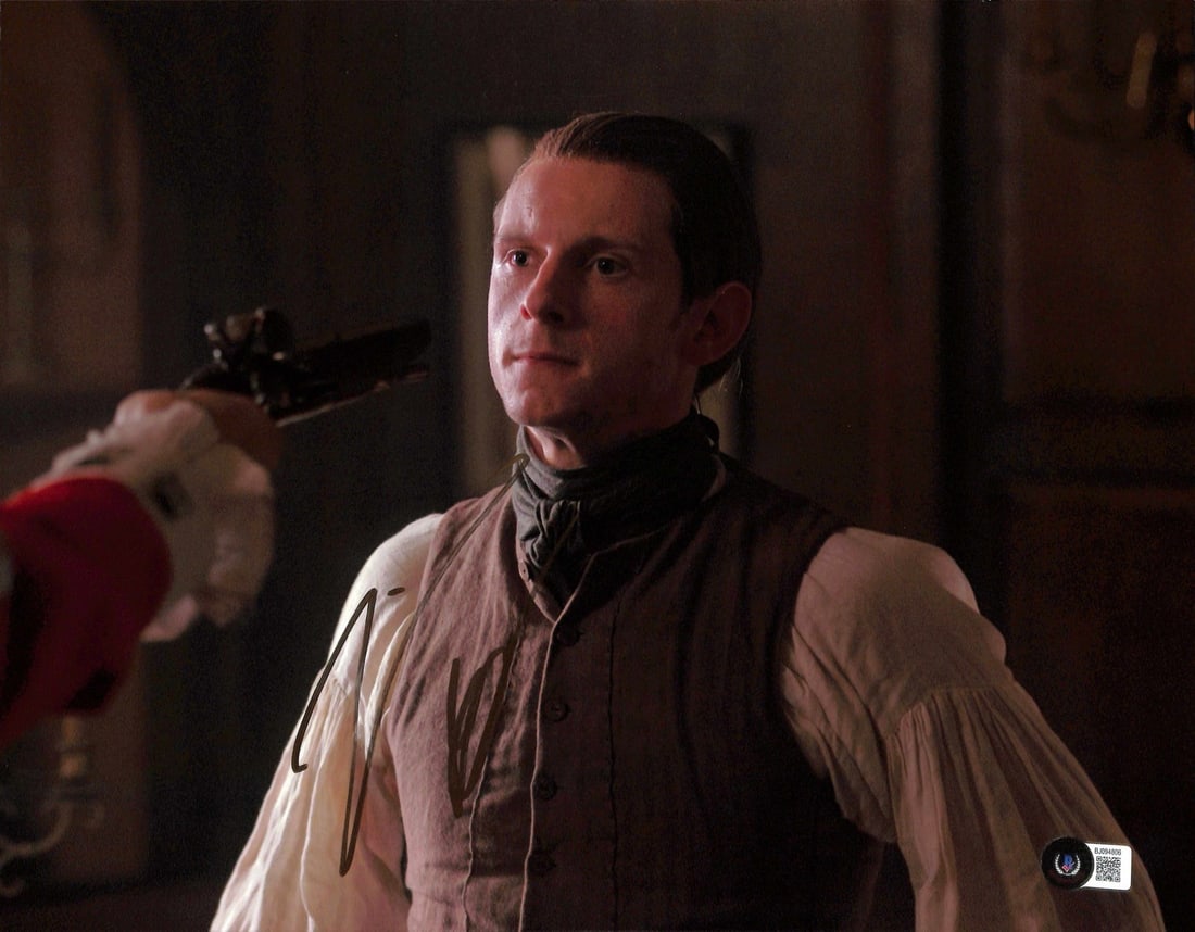 Jamie Bell Signed 11x14 Photo Abraham Woodhull Beckett Certified: Jamie Bell Signed 11x14 Photo Abraham Woodhull Beckett Certified This 11x14 photograph features Jamie Bell, renowned for his role as "Abraham Woodhull" in the series Turn. The photo is autographed in 
