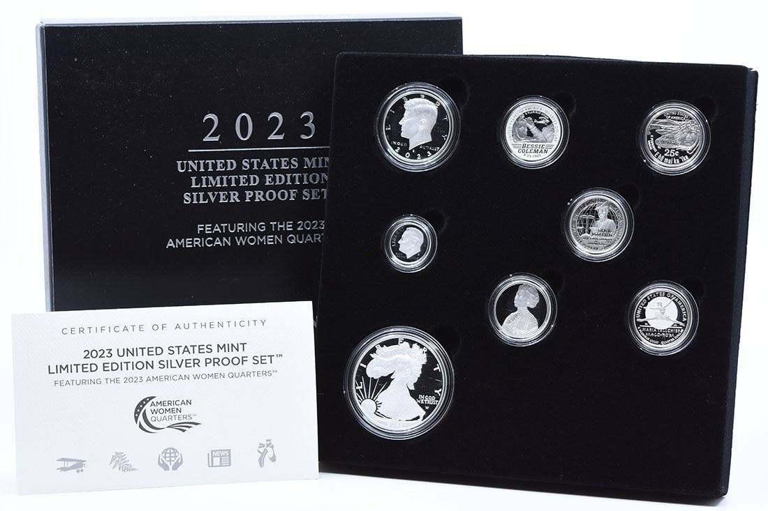 2023 U.S. Mint American Eagle silver proof coin set: 2023 U.S. Mint American Eagle silver proof coin set 2023 limited edition Silver Proof Set in original government packaging. This pre-owned set includes American Eagle proof coins struck by the U.S. Mi