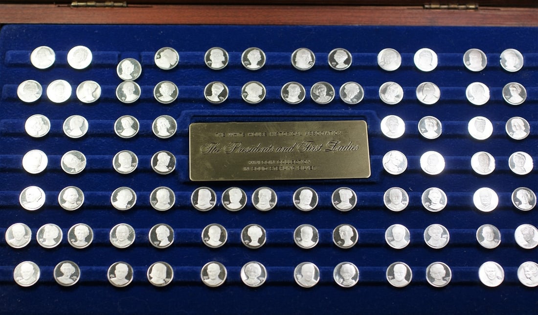 Mini Sterling Silver Medal Collection of US Presidents and First Ladies by Franklin Mint: Mini Sterling Silver Medal Collection of US Presidents and First Ladies by Franklin Mint This set features mini proof medals of United States Presidents and First Ladies, spanning from Washington thro