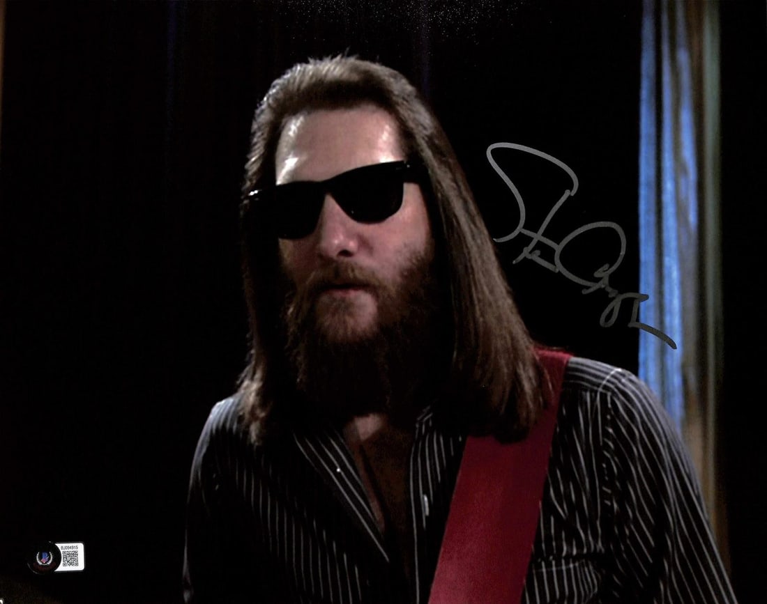11x14 Blues Brothers photo signed by Steve Cropper Beckett authenticated: 11x14 Blues Brothers photo signed by Steve Cropper Beckett authenticated This 11x14 color photograph features a vivid image from the classic musical comedy The Blues Brothers and has been personally h