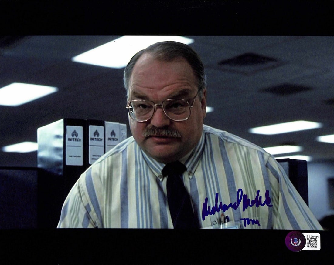 Richard Riehle Signed 8x10 Photo Office Space Beckett Certified: Richard Riehle Signed 8x10 Photo Office Space Beckett Certified This is an autographed 8x10 photograph of actor Richard Riehle, known for his role as Tom Smykowski in the cult classic film Office Spac