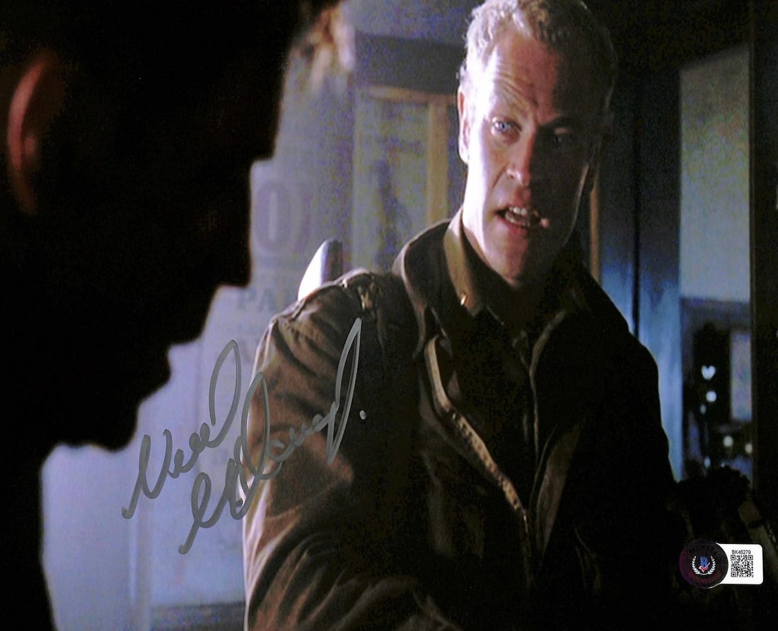 Beckett Authenticated Neal McDonough Buck Compton 8x10 Signed Photo (1 of 1)