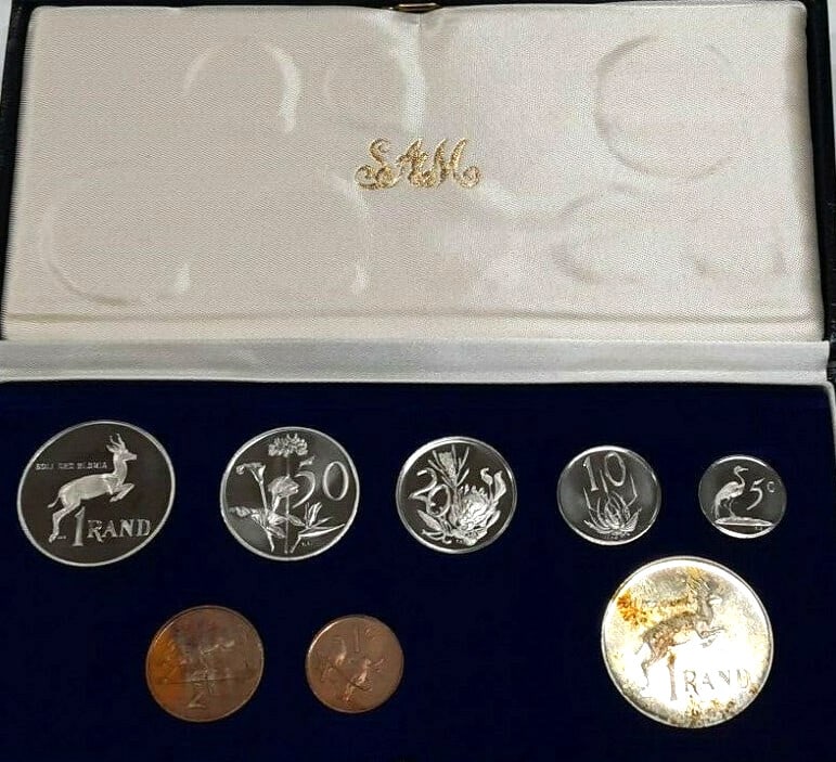 South Africa 1984 Proof Coin Set 8 Pieces Silver 1 Rand Mint Box (1 of 4)
