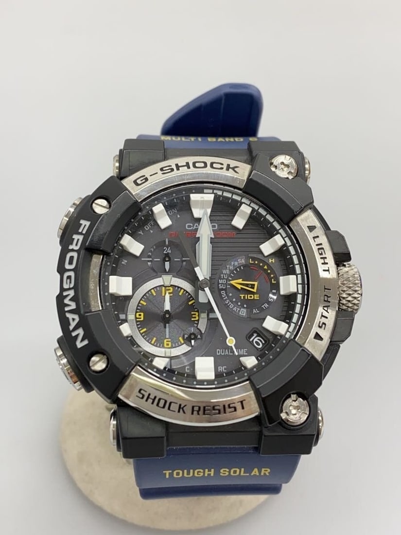 Casio G Shock GWF A1000 1A2JF Black Rubber Wristwatch: Casio G Shock GWF A1000 1A2JF Black Rubber Wristwatch This CASIO G-SHOCK GWF-A1000-1A2JF is a men's wristwatch featuring a durable black rubber band and case. Made in Japan, this slightly used timepie