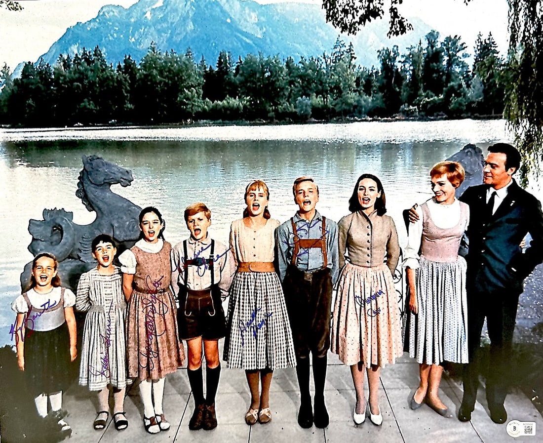 Sound of Music Cast Signed 16x20 Photo Beckett Authenticated: Sound of Music Cast Signed 16x20 Photo Beckett Authenticated This remarkable 16x20 photograph from the iconic musical "The Sound of Music" features authentic signatures from seven beloved cast members