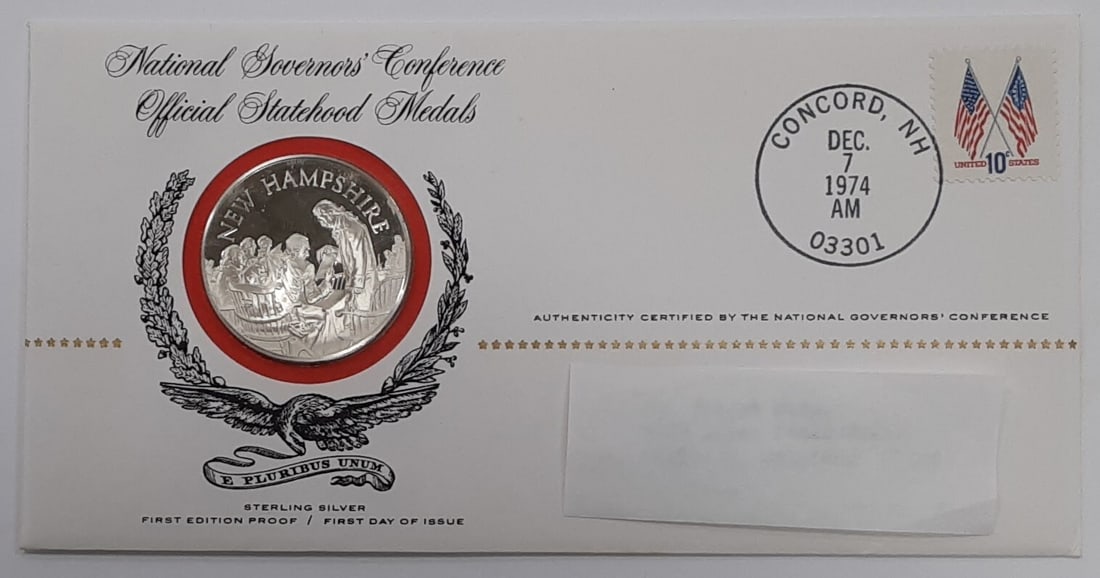 Franklin Mint 1 oz Sterling Silver New Hampshire Governors Medal in Cover: Franklin Mint 1 oz Sterling Silver New Hampshire Governors Medal in Cover This is a National Governors Conference Official Statehood New Hampshire medal presented in proof condition. Crafted from 1 ou