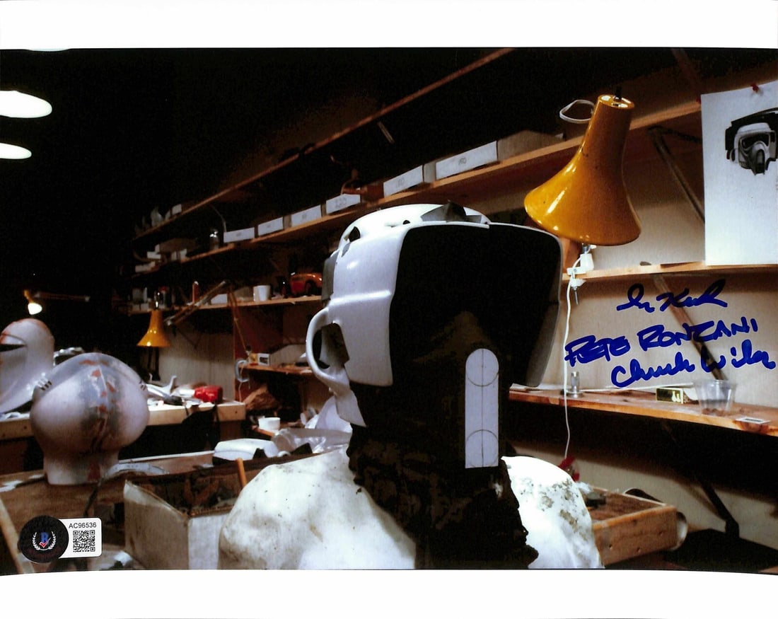 Beckett 8x10 Star Wars ROTJ Biker Scout makers signed photo: Beckett 8x10 Star Wars ROTJ Biker Scout makers signed photo This is an original 8x10 color photograph from Star Wars: Return of the Jedi, autographed in blue permanent marker by Pete Ronzani, Chuck Wi