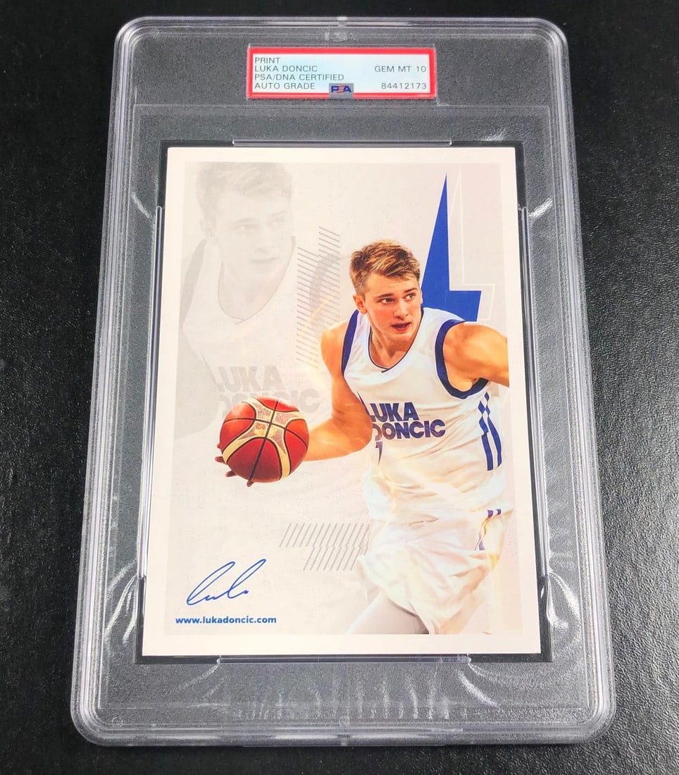 Luka Doncic Signed Photo PSA 10 Auto Gem Mint Mavericks: Luka Doncic Signed Photo PSA 10 Auto Gem Mint Mavericks This stunning photo features Luka Doncic, the standout player for the Dallas Mavericks, and comes with a pristine PSA 10 graded autograph. The p
